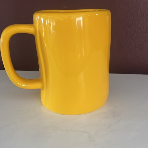 Rae Dunn Hello Sunshine mug NWOT - Picture 2 of 4